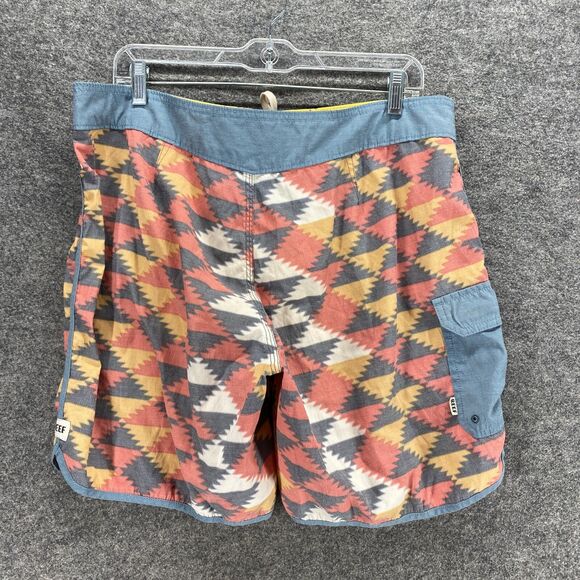 Reef Swim Trunks Shorts Men M Medium Blue Geometric Mid Rise Boardshorts Pull On - Picture 2 of 9